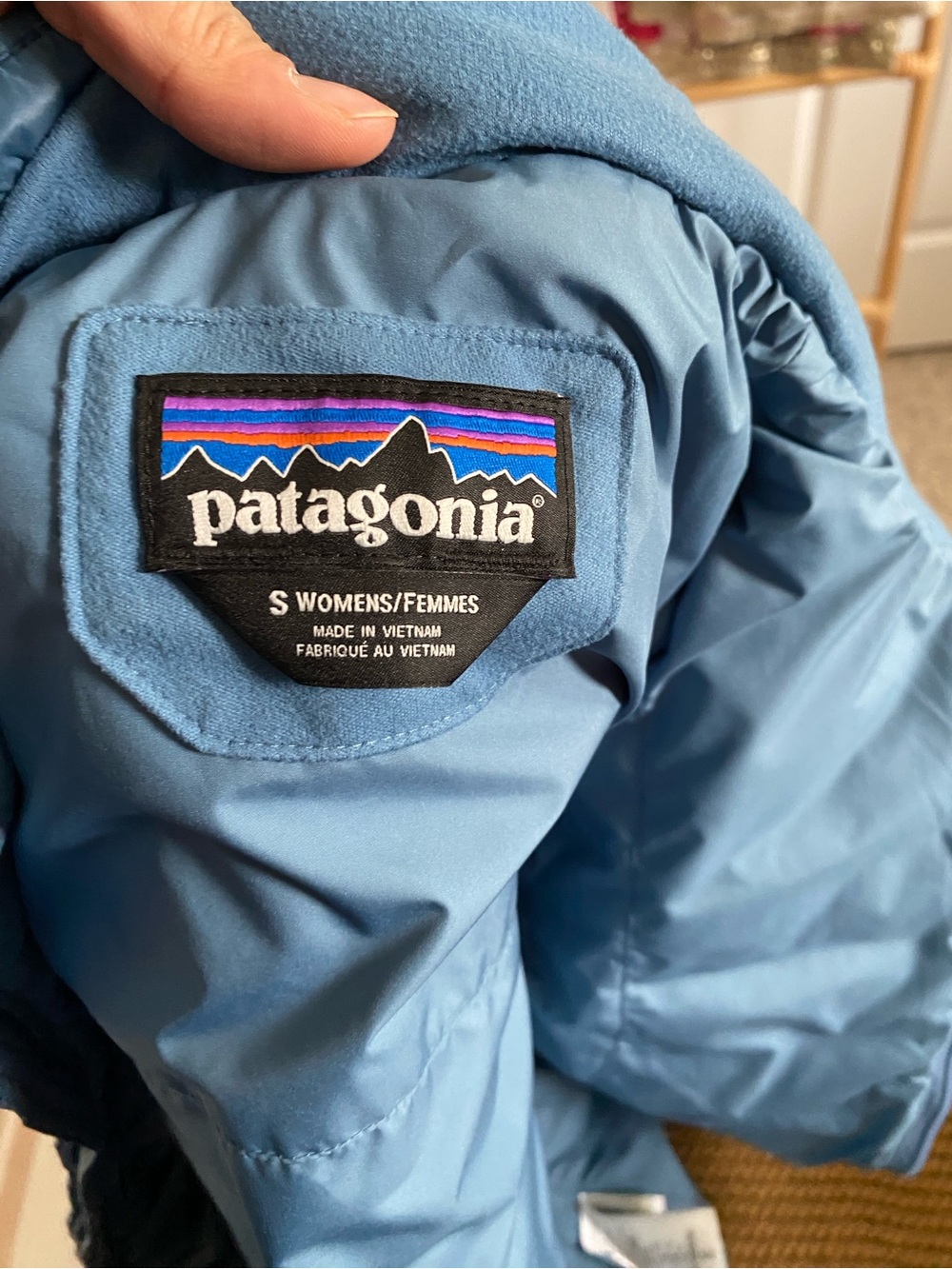 Patagonia Women's Sky Blue Puffer Jacket with Logo Patch